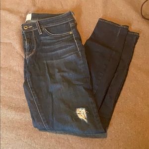 Distressed Rich & Skinny jeans